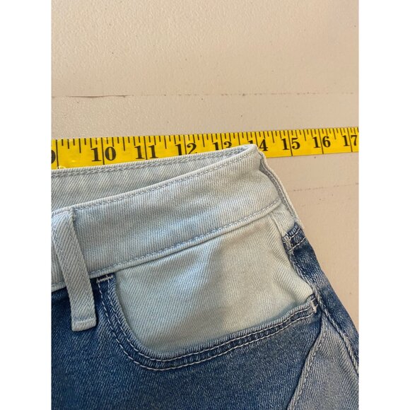 Hollister Ultra High-Rise Mom Shorts Distressed Denim Patchwork Size 5 - Picture 7 of 10